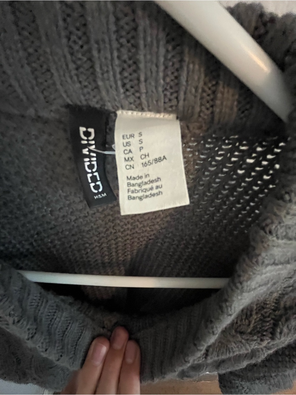 Divided Women’s Gray Knit Sweater - Small